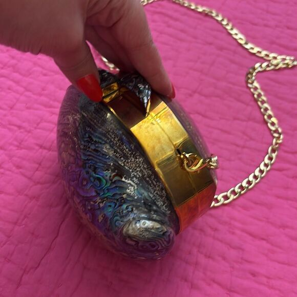 Mother of pearl Shell mini purse - Picture 6 of 11